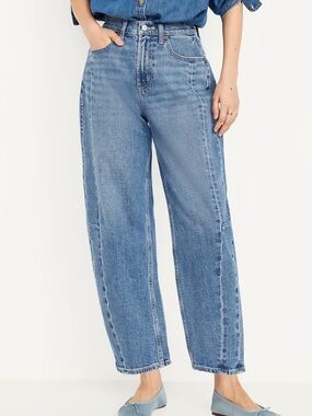 Old Navy High-Waisted Barrel Ankle Jeans Medium Wash 6